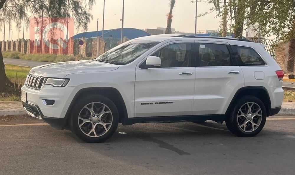 جيب جراند شيروكي